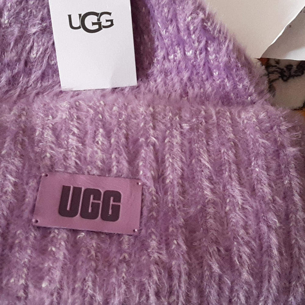 UGG Purple hat